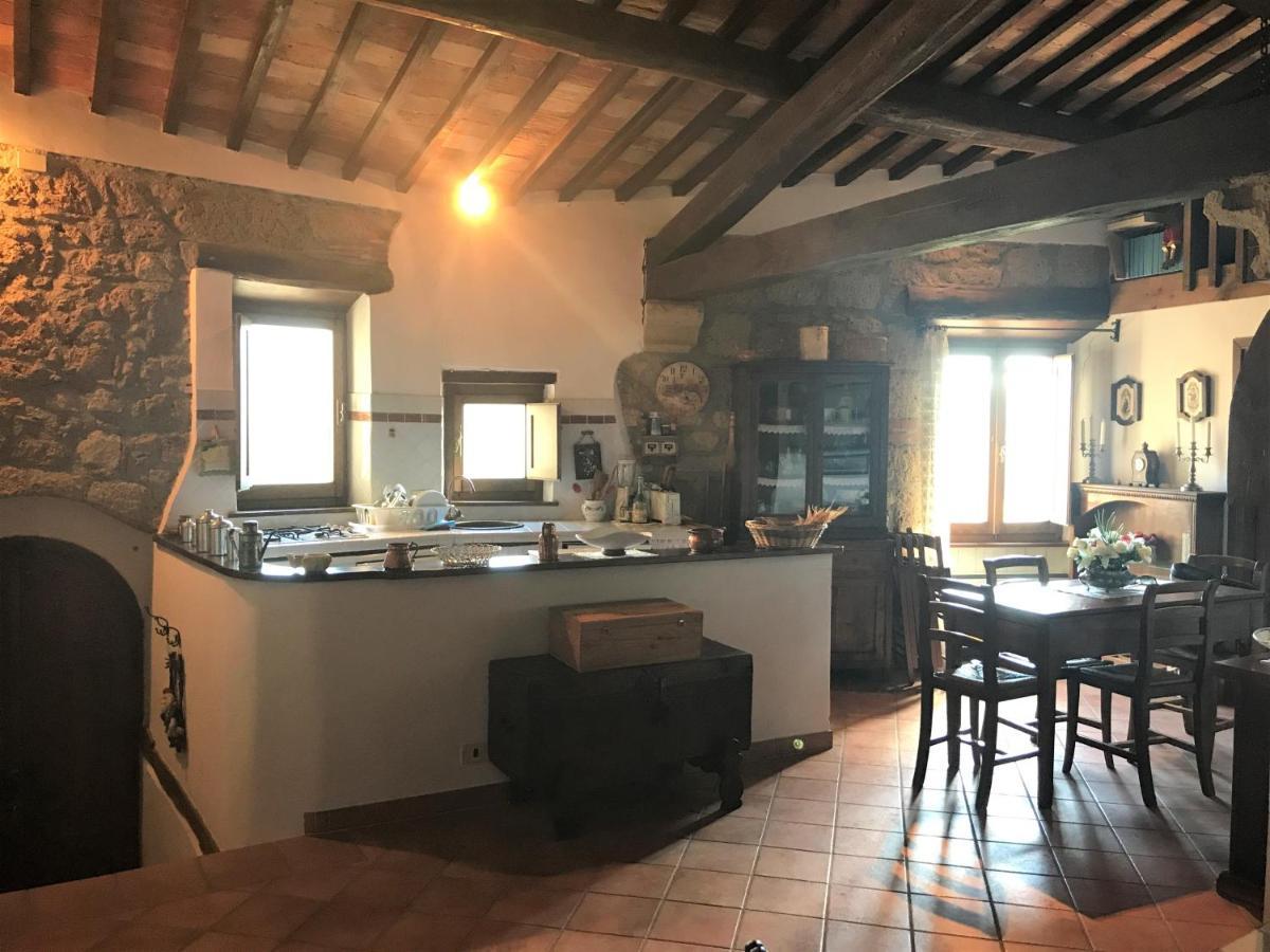 La Casa Nel Tufo Apartment Pitigliano Bagian luar foto